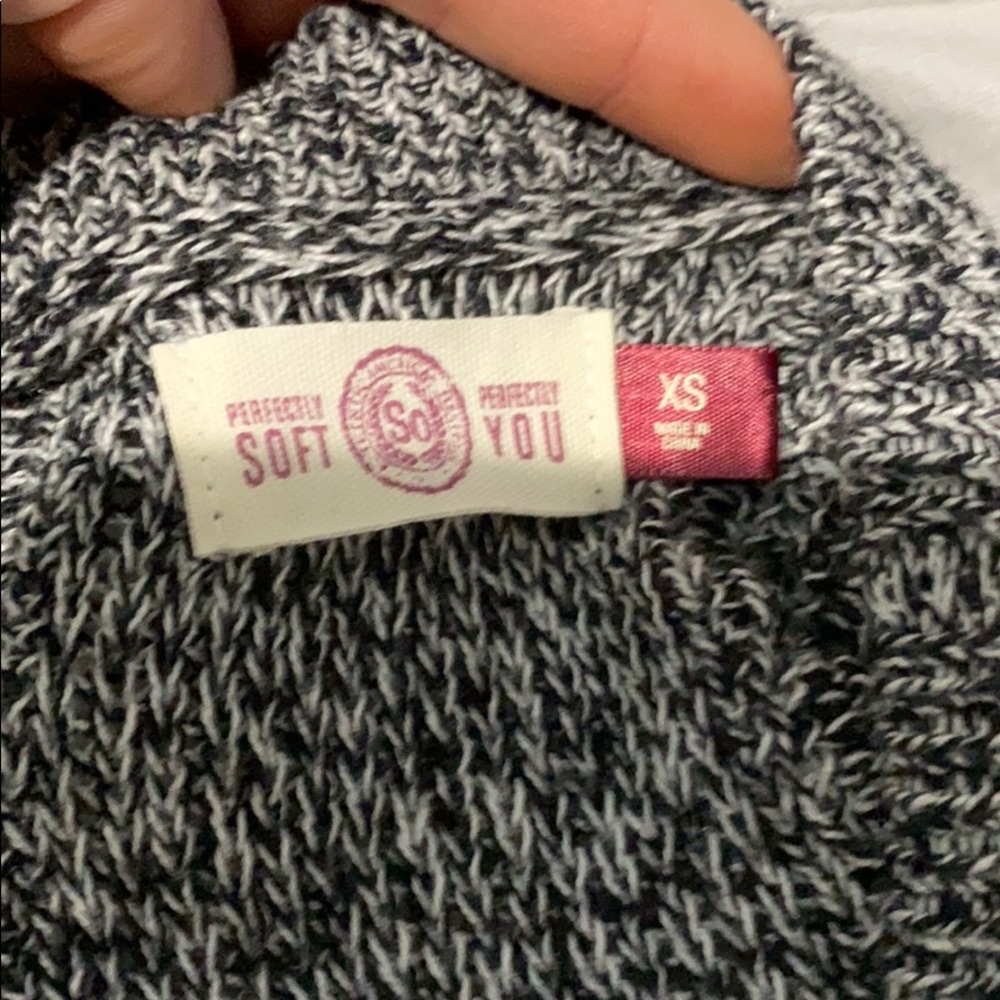 Cardigan - Picture 3 of 3